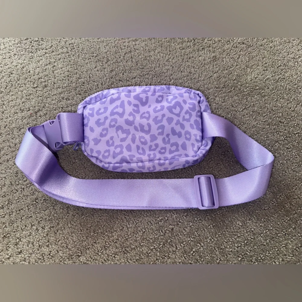 Youth Girls Like New Purple Leopard Print Belt Bag Fanny Pack